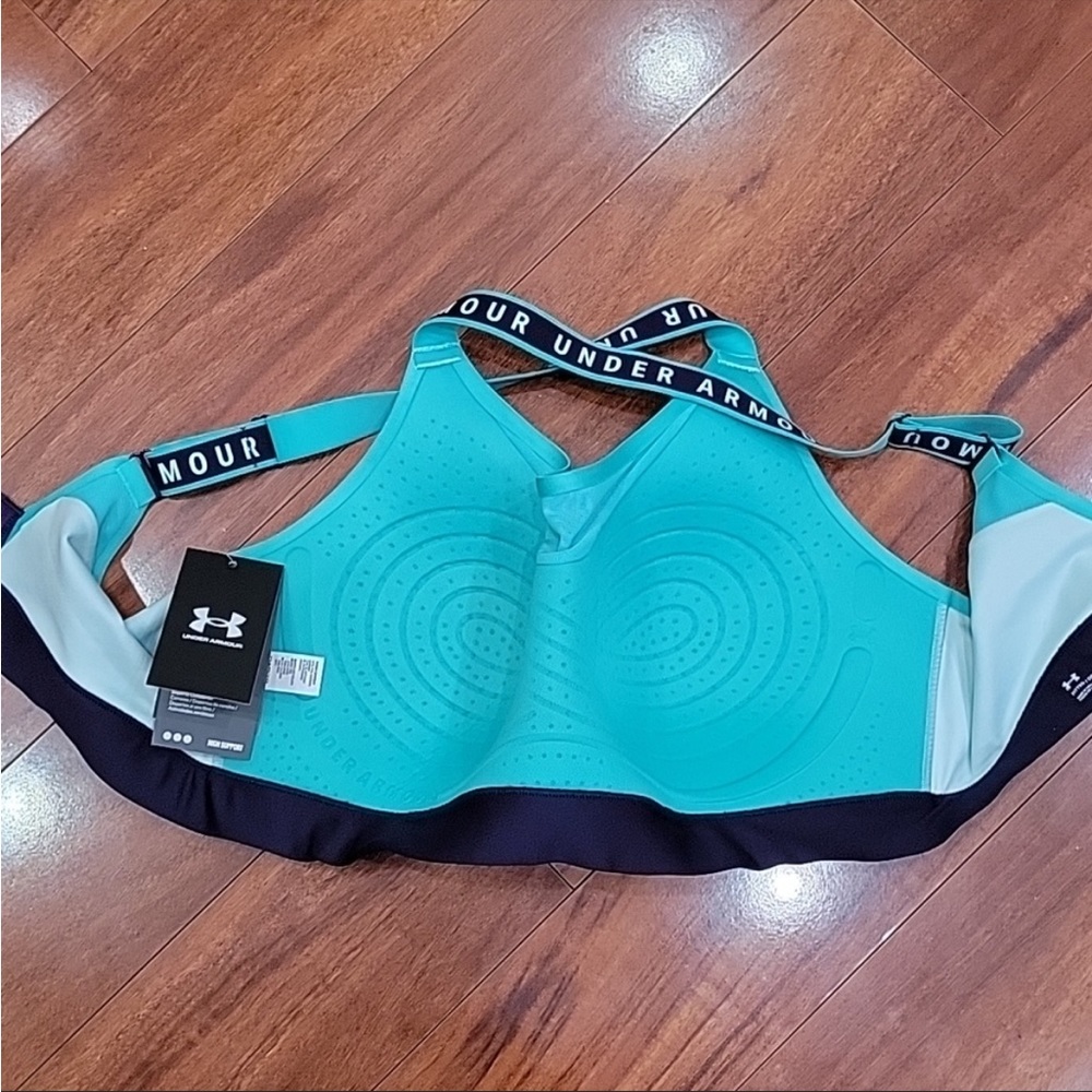 Under Armour Sports Bra 1X - Picture 7 of 11